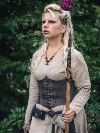 Trollfelsen Mittelalter Gewandung Ledermieder Unterbrust Nubuk